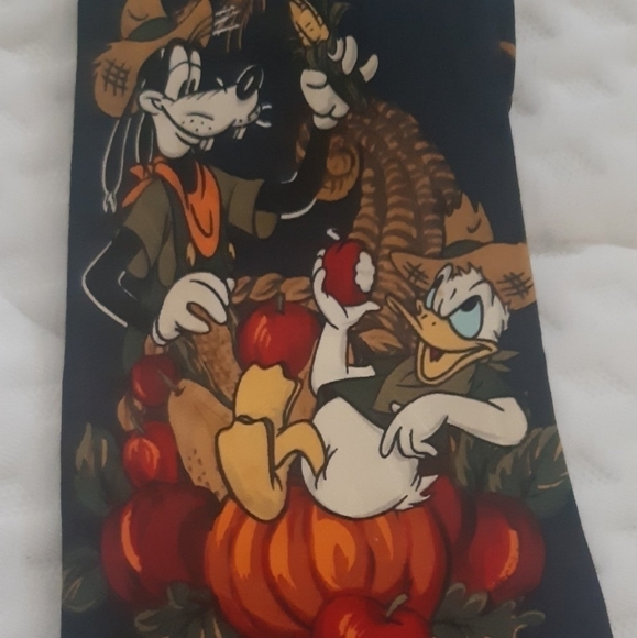 DISNEY Goofy Donald Duck Mickey HARVEST FALL Pumpkin Crop SILK TIE - Picture 2 of 6
